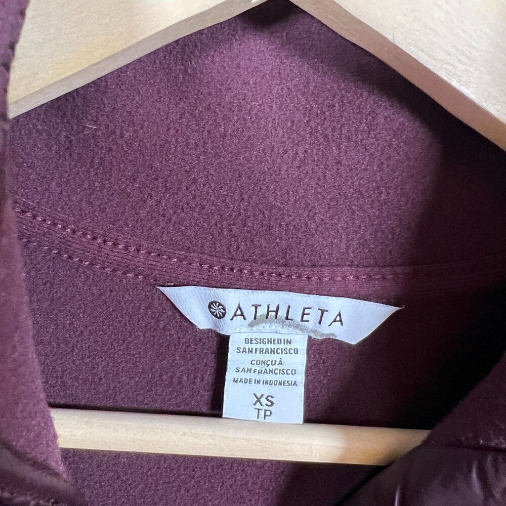Athleta Cozy Sherpa Snap Sweatshirt Size XS Burgundy Fleece Comfy Travel Active - Picture 3 of 11